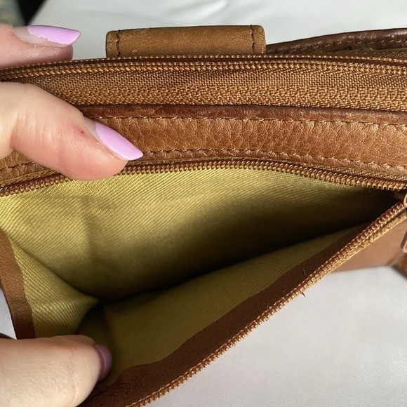 Fossil Caramel Brown Soft Pebbled Leather Wallet Zip & Snap Closure ID Holder - Picture 7 of 16